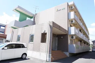 アイポート東棟【3階】の外観