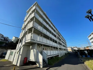 神奈川県藤沢市亀井野【マンション】の外観