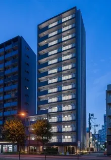 東京都新宿区北新宿1【マンション】の外観