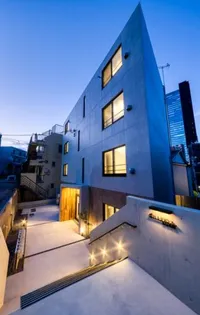 東京都新宿区北新宿1【マンション】の外観