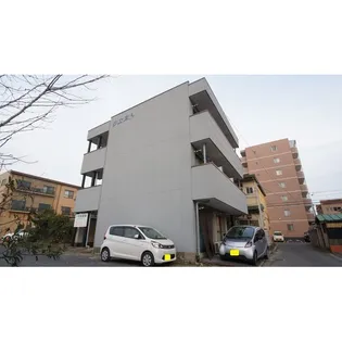 ウエスト【2階】の外観