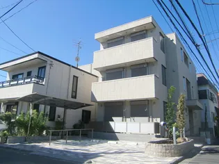 ガーデンズメゾンAの画像