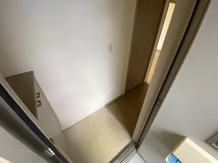 セジュールMI【1階】の玄関