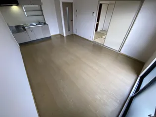 セジュールMI【1階】の居間