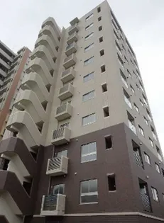 リバーサイドガーデン【2階】の外観