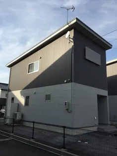 富山県魚津市吉島2【一戸建】の外観