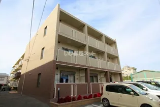 クイーンズコートFの画像