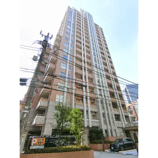 ファミール新宿グランスイートタワー【2階】の外観