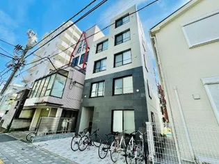 プレゾン国立【1階】の外観