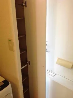 レオパレスNAGOMI【2階】の玄関