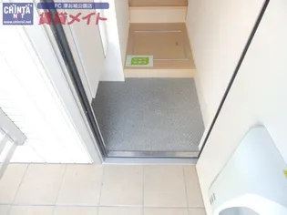 エスポワール高崎【2階】の玄関