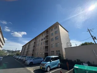 フラワリータウン生駒A【1階】の外観