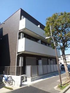 アーバン ヴィラ【2階】の外観