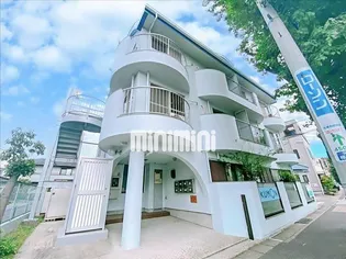 クインハウス【3階】の外観