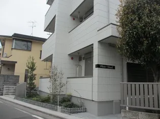 ホワイトクラウド【2階】の外観