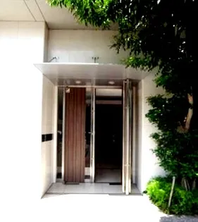 東京都新宿区市谷柳町【マンション】の外観