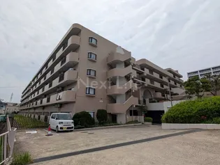 神奈川県横浜市鶴見区下末吉6【マンション】の外観