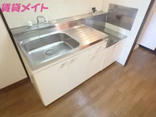 Surplus Green Field【2階】のキッチン