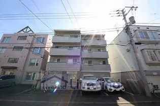 グランドサクセス東札幌【4階】の外観