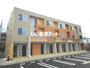 愛媛県四国中央市中曽根町【アパート】の外観