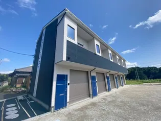 千葉県成田市野毛平【一戸建】の外観