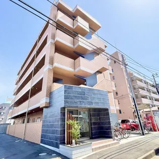 東仙台レジデンス参番館【5階】の外観