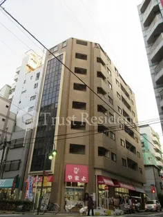 日暮里サンライズマンション【2階】の外観