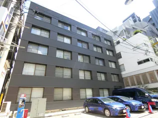 麹町三丁目ハウス【4階】の外観