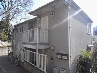 東京都新宿区下落合4【アパート】の外観