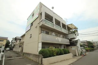 カーサ駅前【1階】の外観