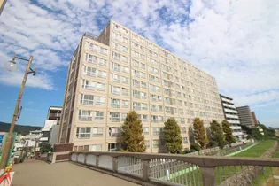 宝塚第一コーポラス【7階】の外観