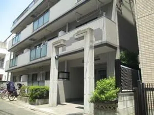 ラ・ベル・メゾン【1階】の外観