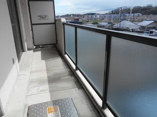 ロータスハウス【2階】の内装