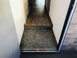 テールデイフ2【4階】の玄関