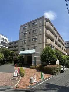 グランハイツ東新宿【4階】の外観