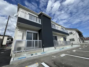 アムールアピス【1階】の外観