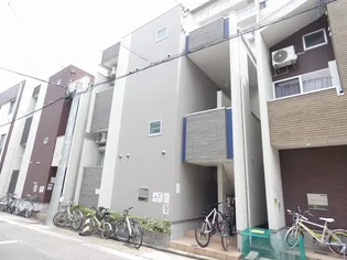 グランドゥール【2階】の外観