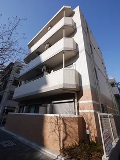 ルクス エテルナの画像