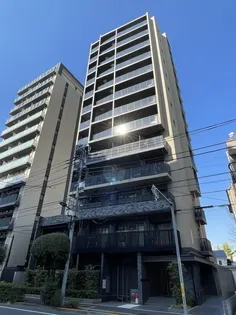東京都新宿区北山伏町【マンション】の外観