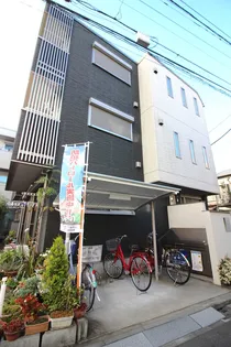 アスティオンの画像