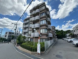 シュロス五月山Ⅲの画像