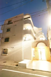 東京都世田谷区若林5【マンション】の外観