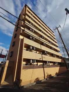 ロイヤルハイツ西淡路part2【1階】の外観