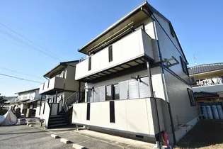 レトア坪屋【2階】の外観