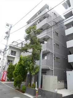 スカイコート新宿御苑前【3階】の外観