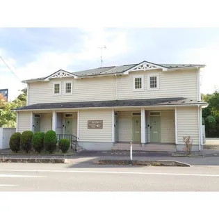 アメリカンアパートメントハウス A棟・B棟【2階】の外観