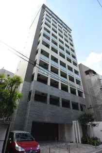 レジュールアッシュ梅田LUXE【7階】の外観