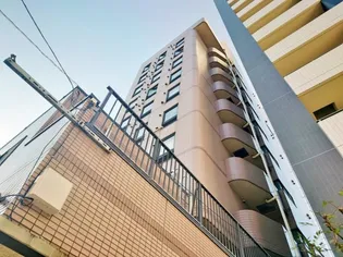 東京都北区西ケ原1【マンション】の外観