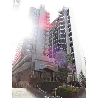 東京都新宿区西新宿8【マンション】の外観