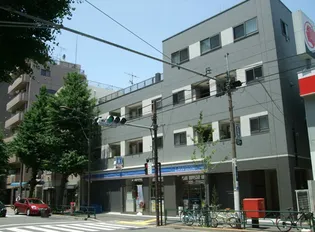 東京都新宿区下落合4【マンション】の外観
